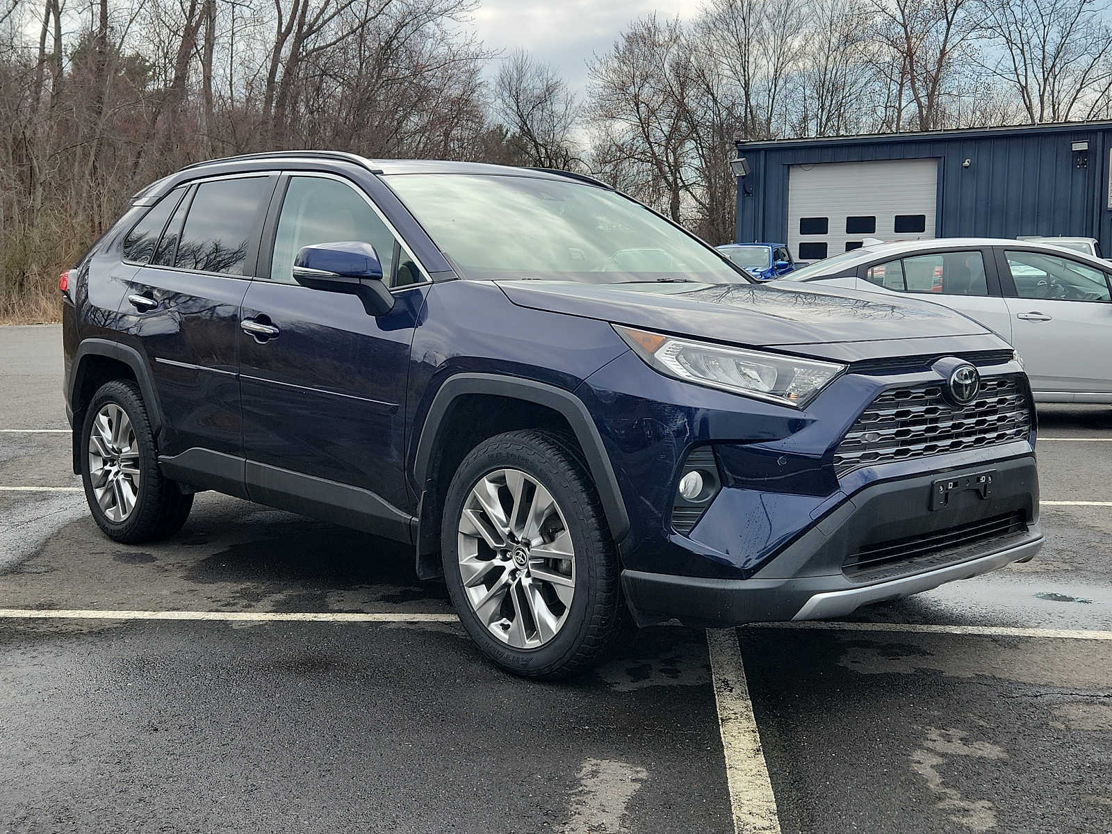 Vehicle image 3 of 30
