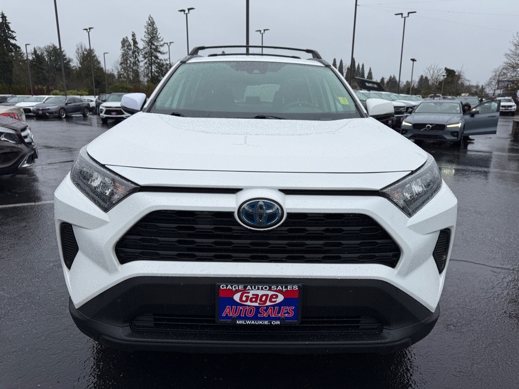 Vehicle image 4 of 28