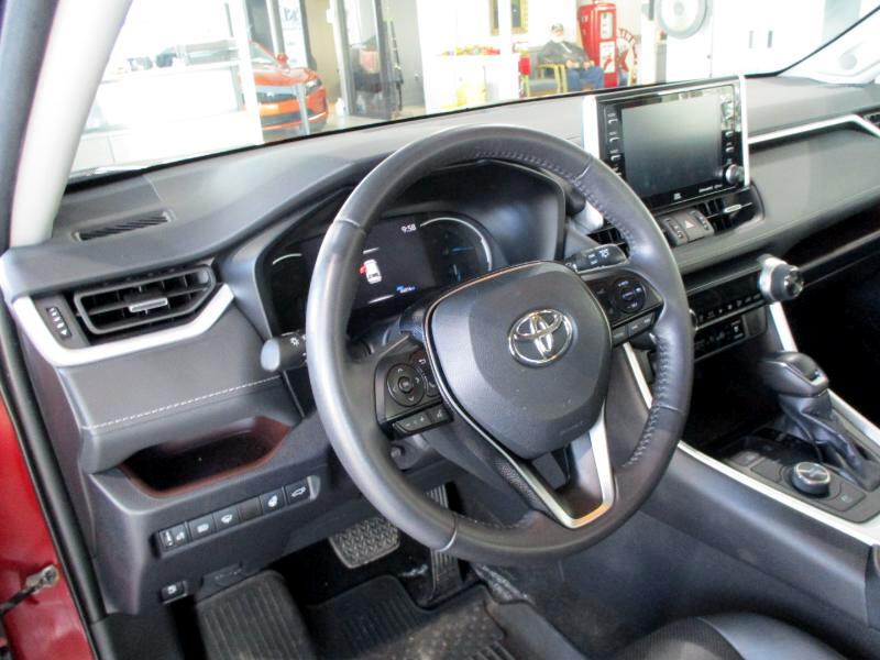 Vehicle image 11 of 15