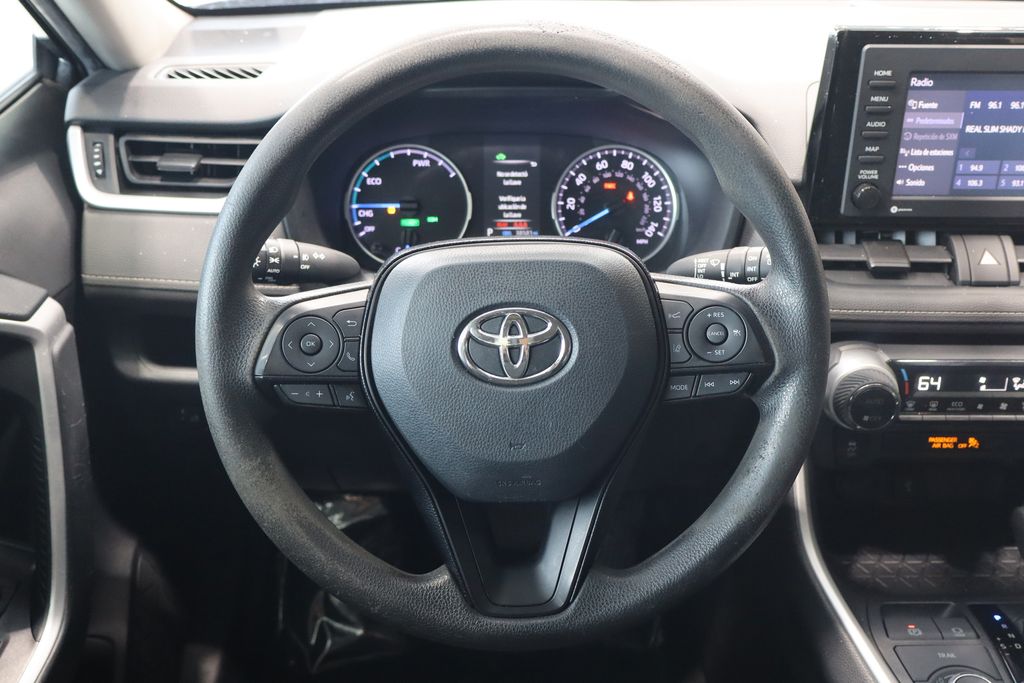 Vehicle image 19 of 44