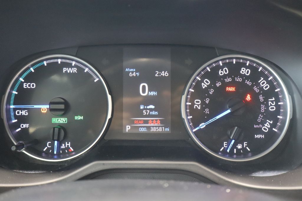 Vehicle image 22 of 44
