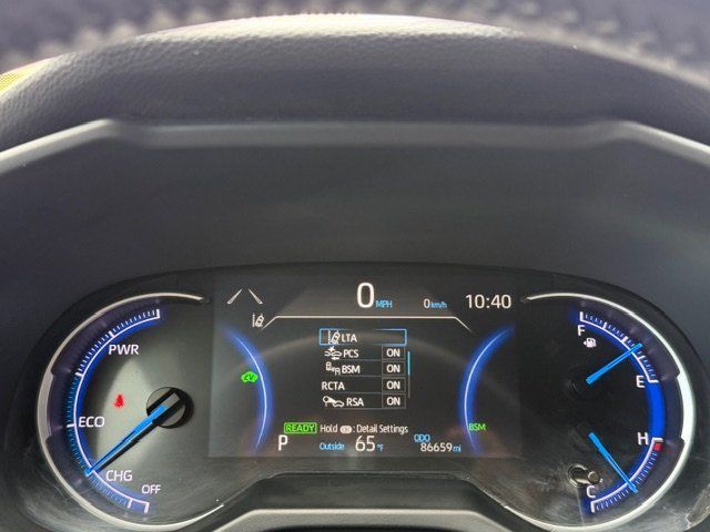 2020 Toyota RAV4 Hybrid XSE Image 22 of 45