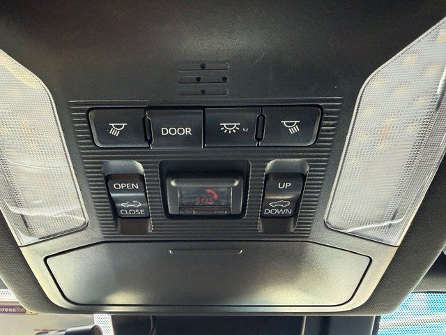 2020 Toyota RAV4 Hybrid XSE Image 34 of 45