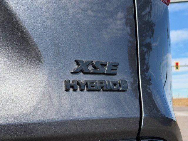 2020 Toyota RAV4 Hybrid XSE Image 35 of 45