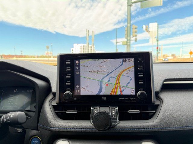 2020 Toyota RAV4 Hybrid XSE Image 24 of 45