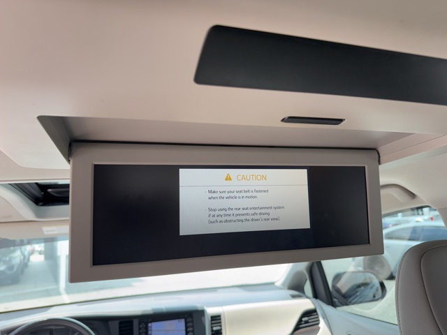Vehicle image 21 of 21