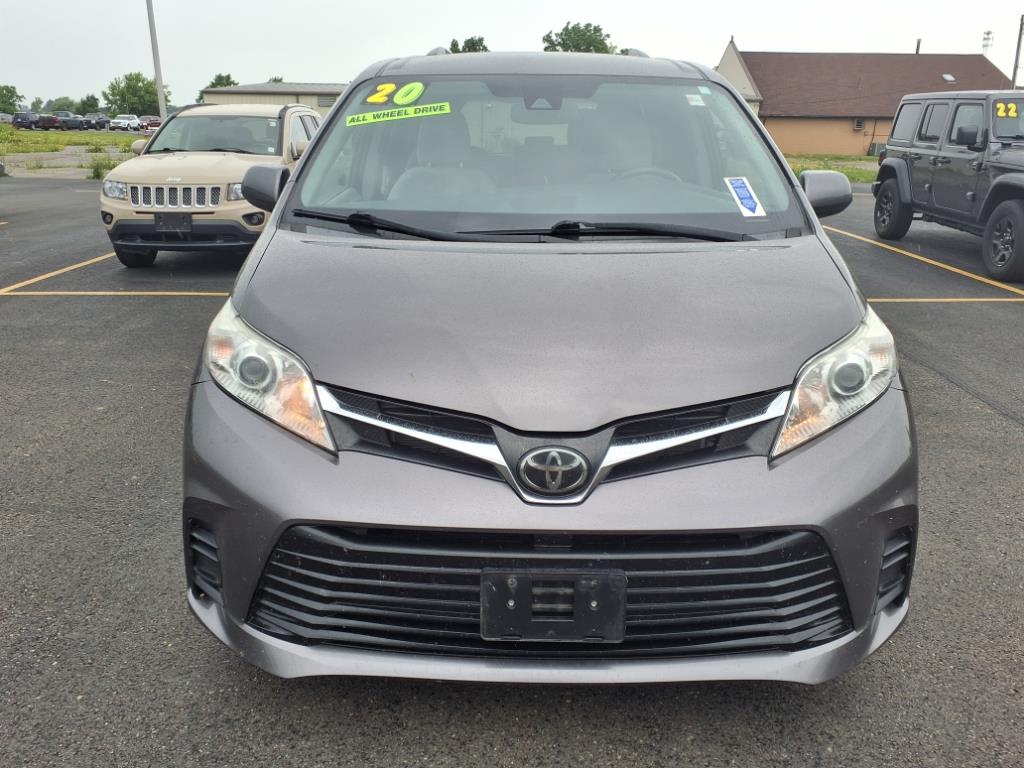 Vehicle image 2 of 30