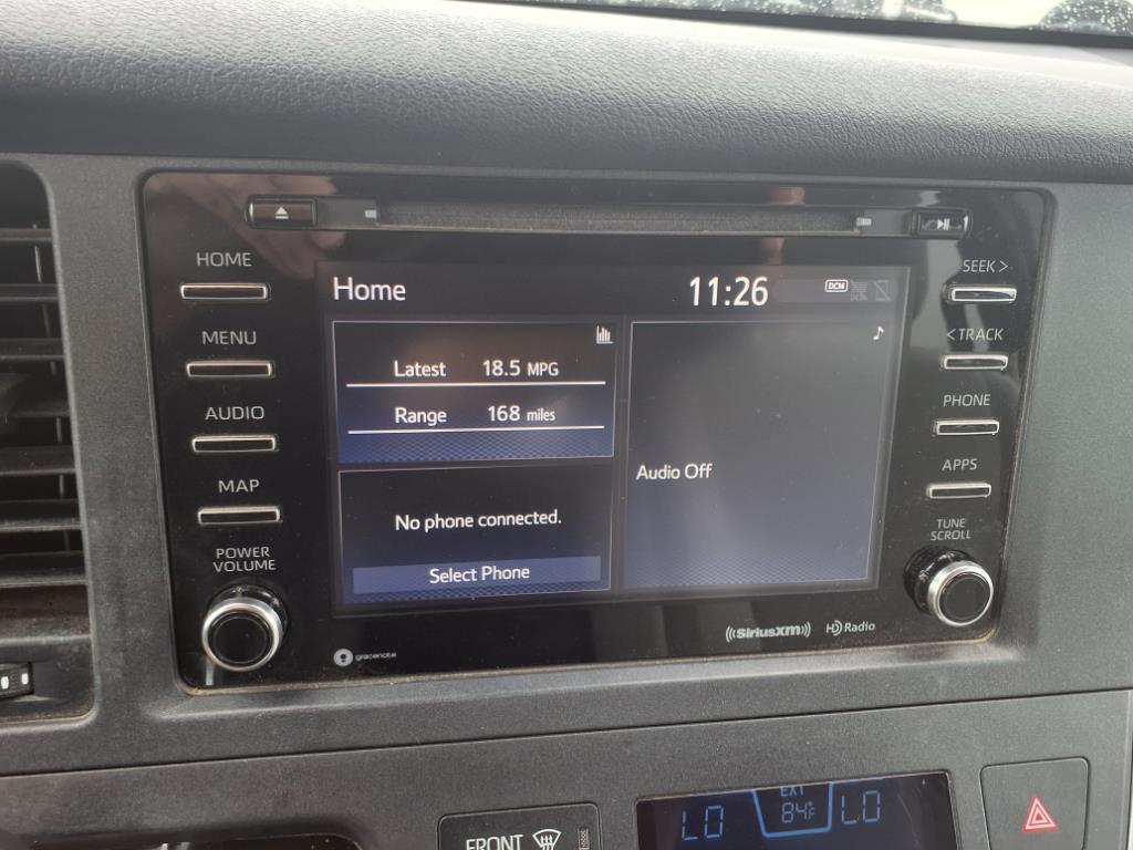 Vehicle image 19 of 30