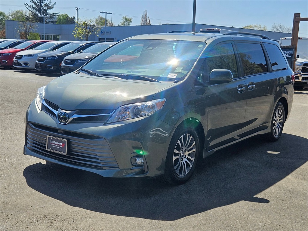 Vehicle image 1 of 33