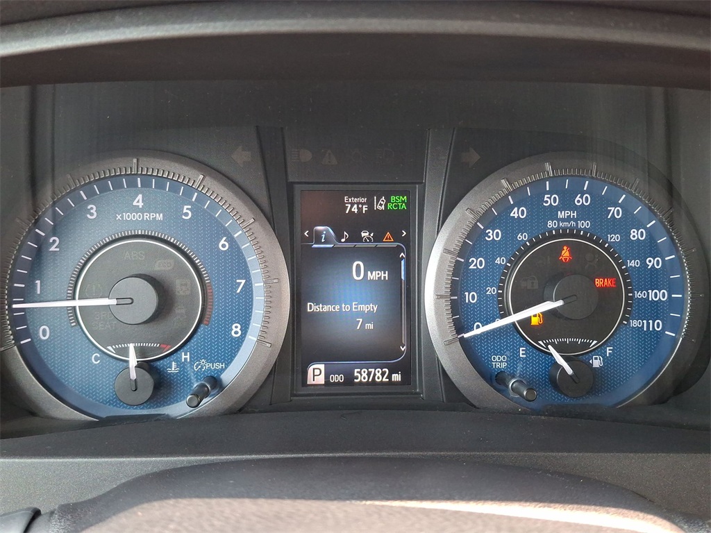 Vehicle image 10 of 26