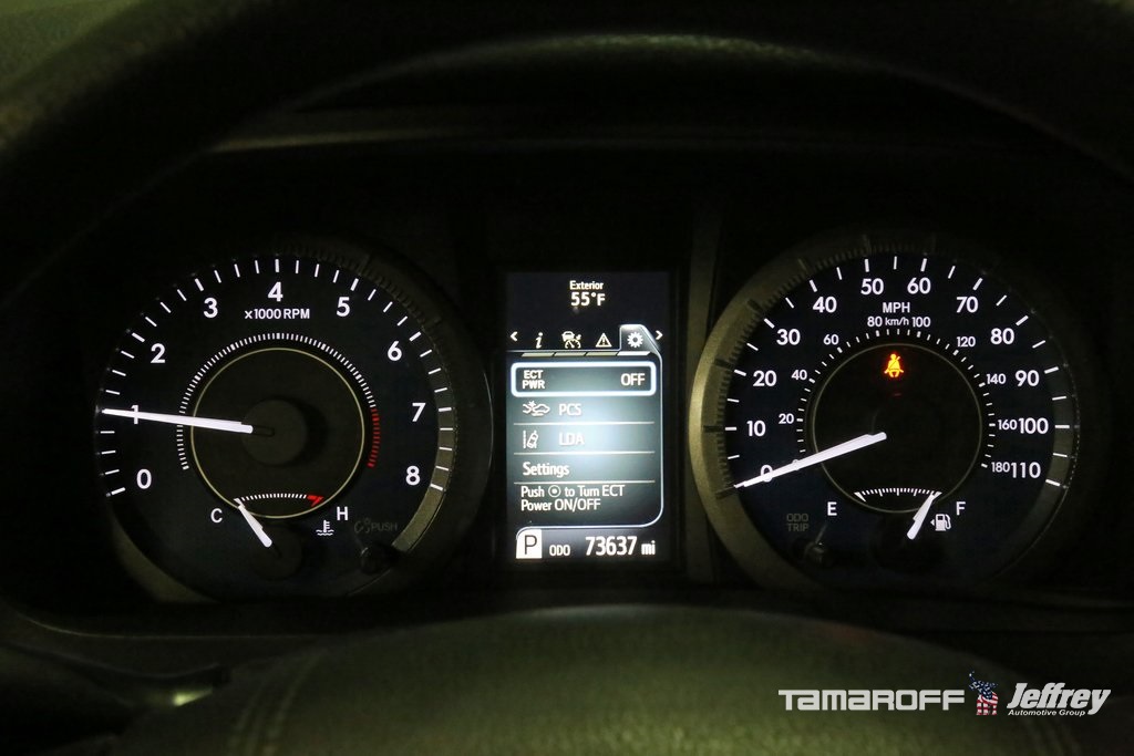 Vehicle image 10 of 22