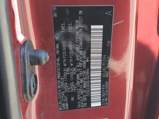 Vehicle image 26 of 30