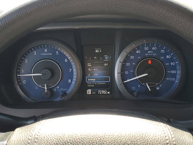 Vehicle image 15 of 30