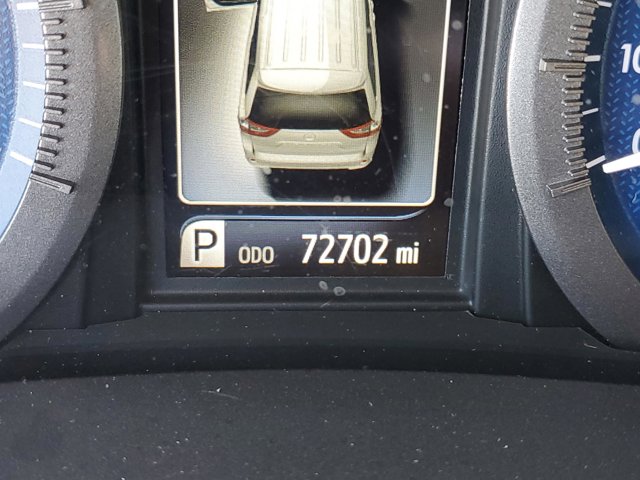 Vehicle image 16 of 30