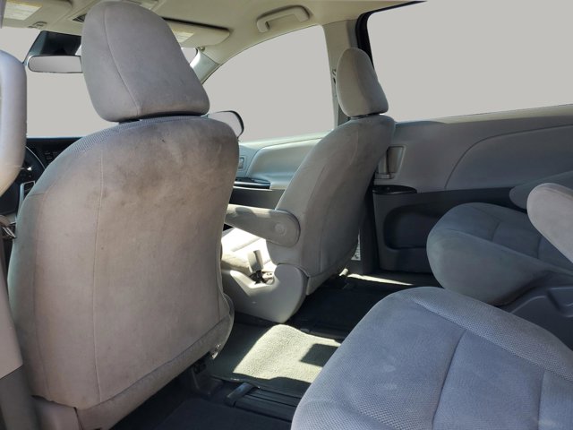 Vehicle image 5 of 30