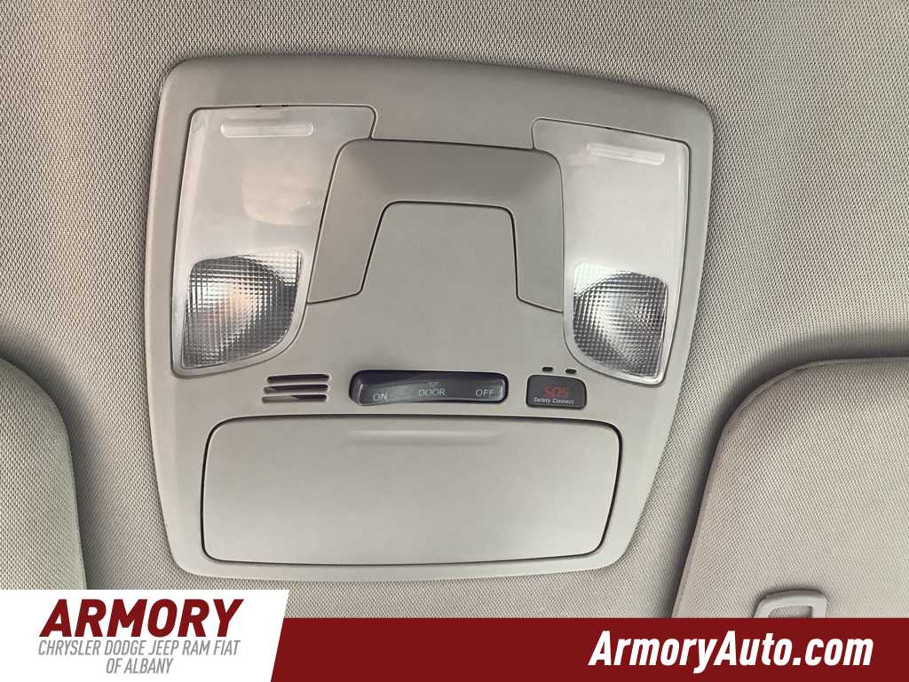 Vehicle image 21 of 39