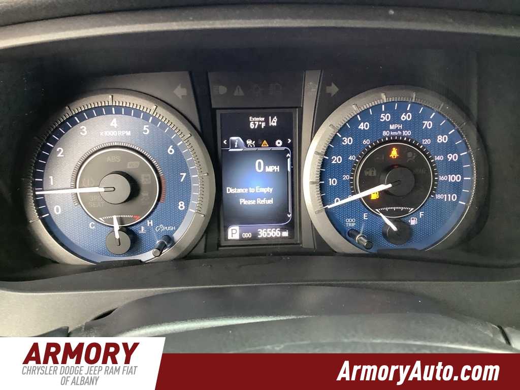 Vehicle image 15 of 39