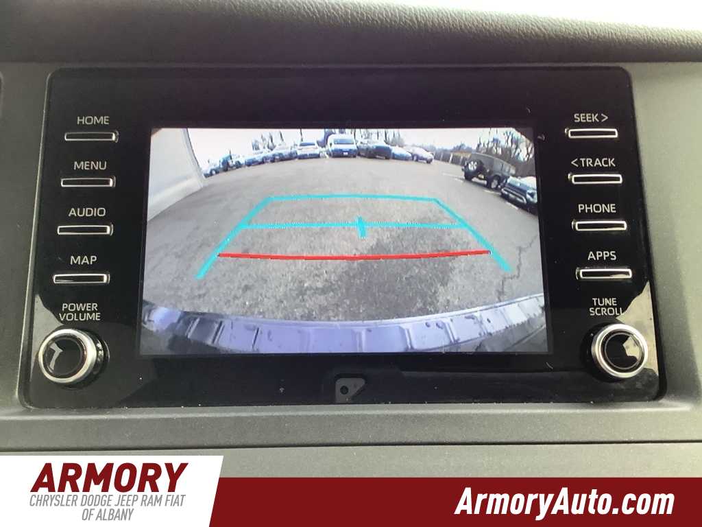 Vehicle image 17 of 39