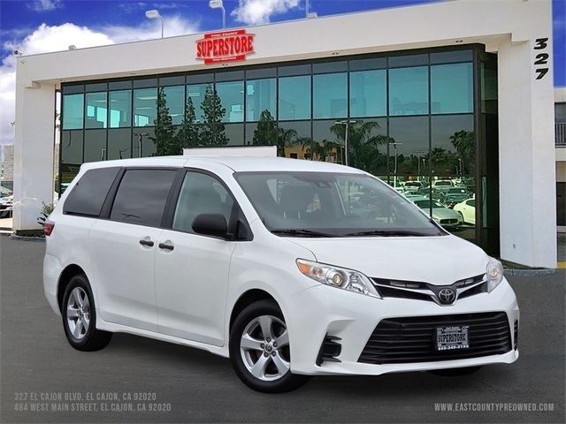 Vehicle image 4 of 37