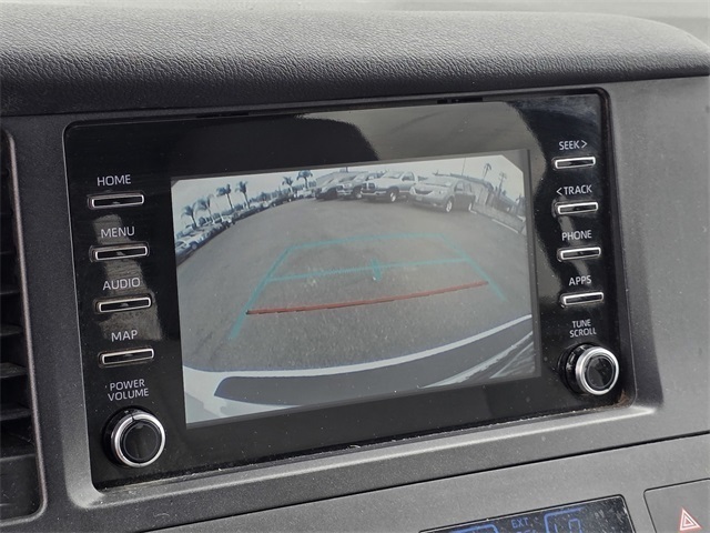 Vehicle image 23 of 37