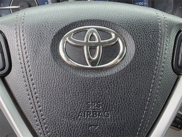 Vehicle image 36 of 37