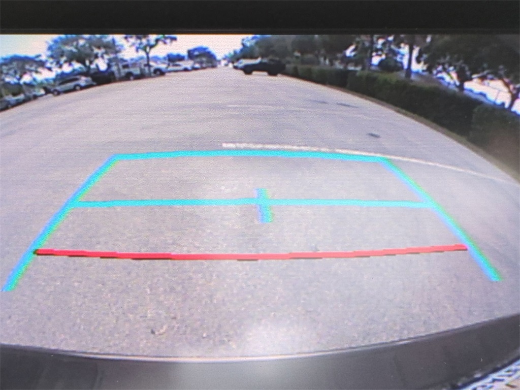Vehicle image 17 of 29