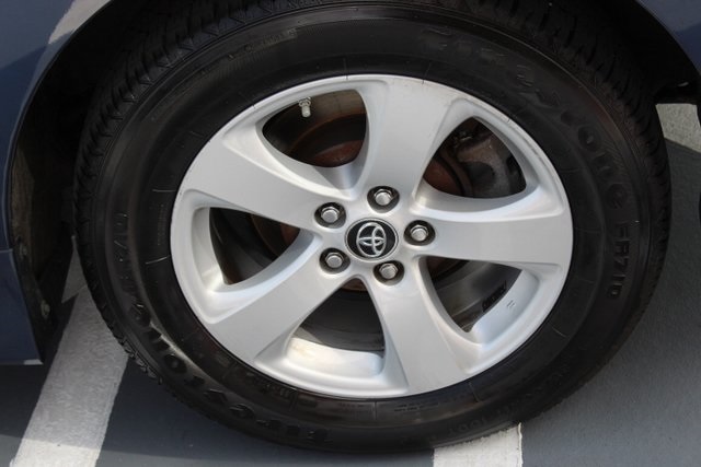 Vehicle image 9 of 27