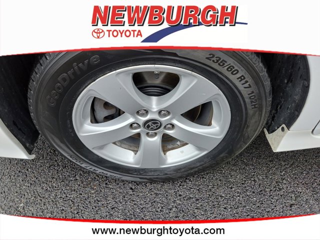 Vehicle image 9 of 27