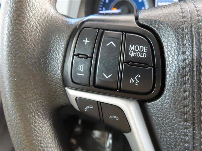 Vehicle image 22 of 35