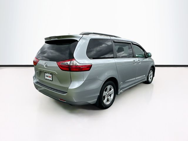 Vehicle image 6 of 35