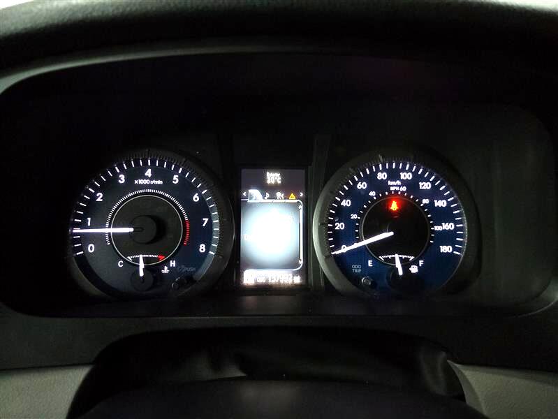Vehicle image 16 of 23