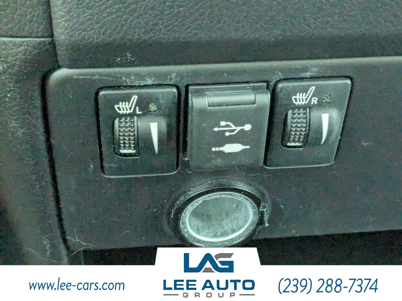 Vehicle image 27 of 29
