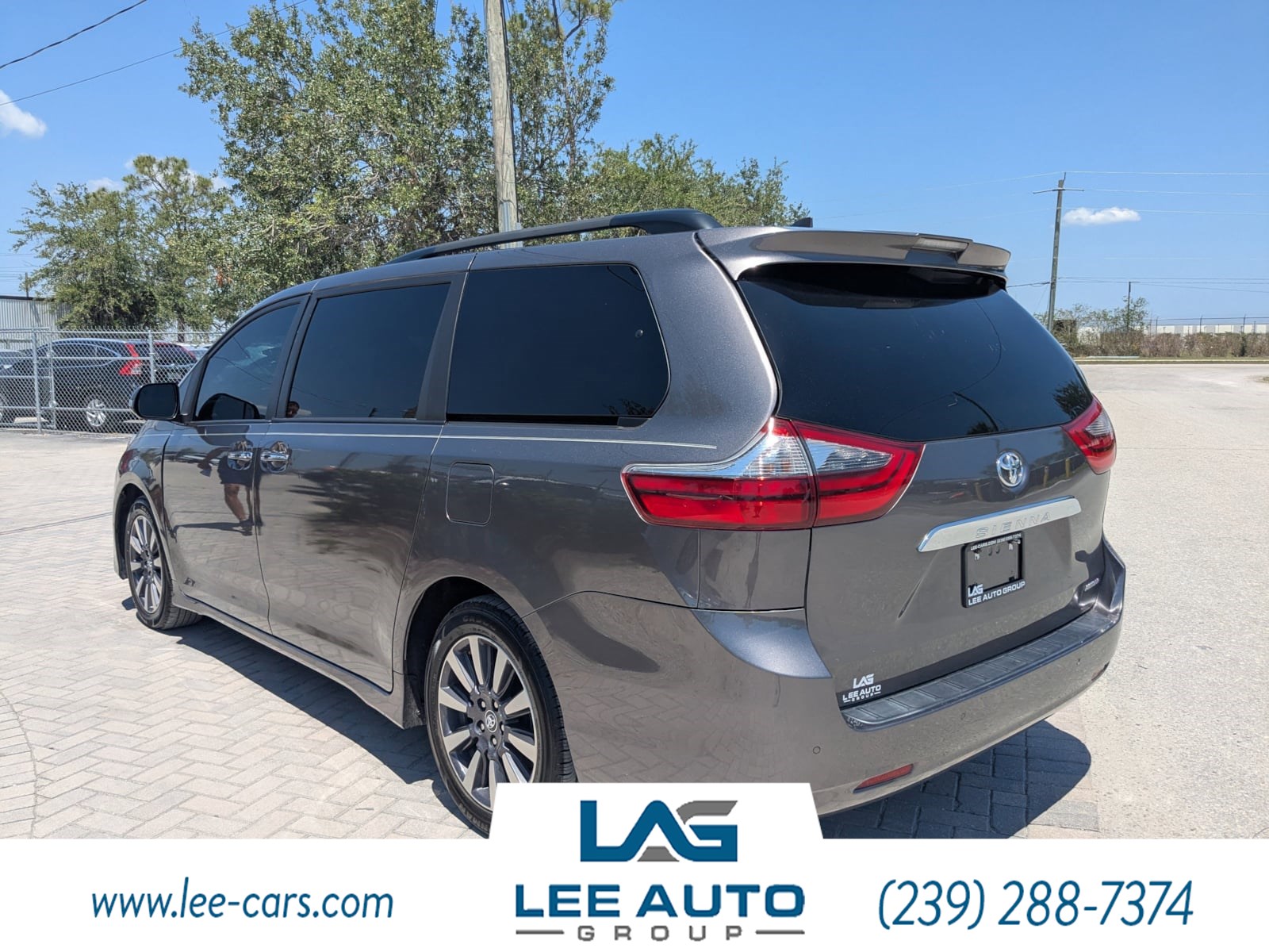 Vehicle image 7 of 29