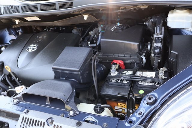Vehicle image 56 of 62