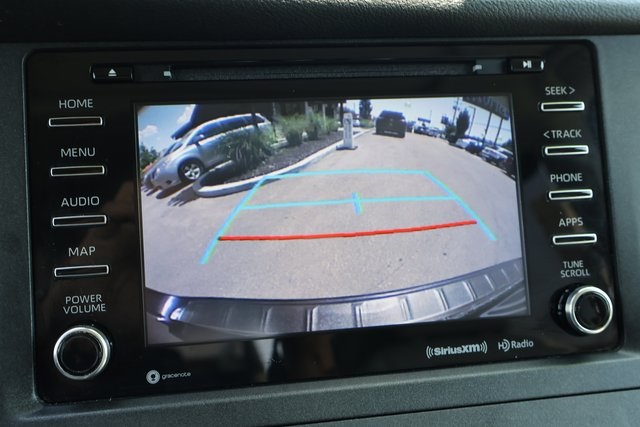 Vehicle image 52 of 62