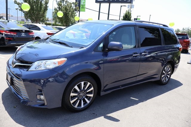 Vehicle image 1 of 62