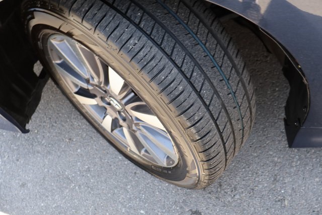 Vehicle image 59 of 62