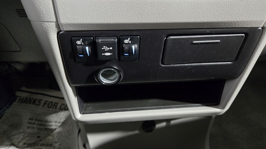 Vehicle image 16 of 39
