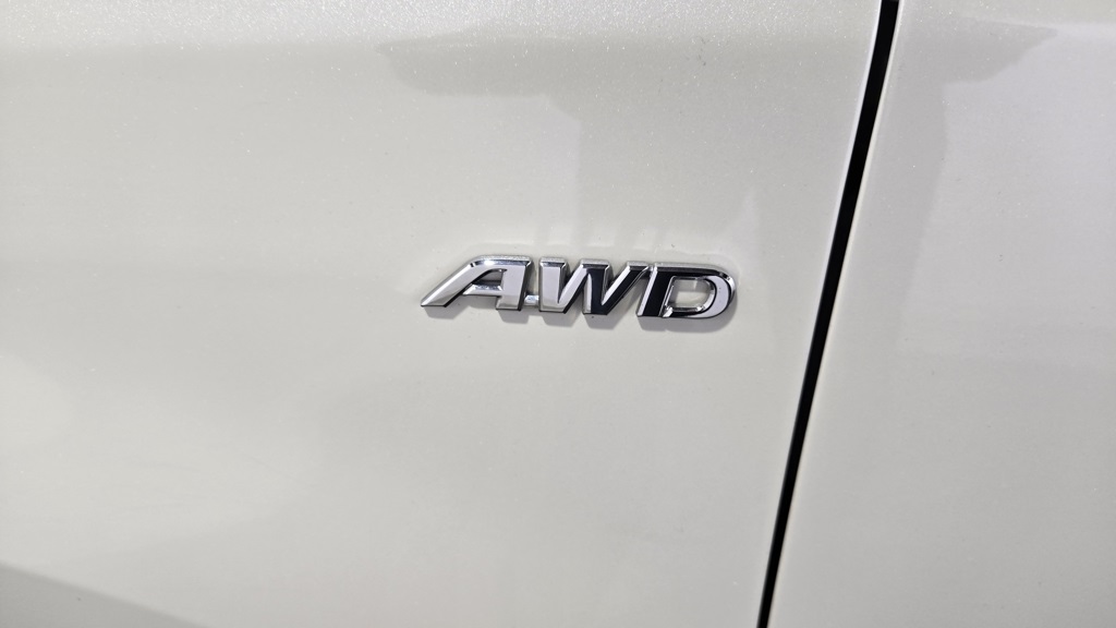 Vehicle image 25 of 39
