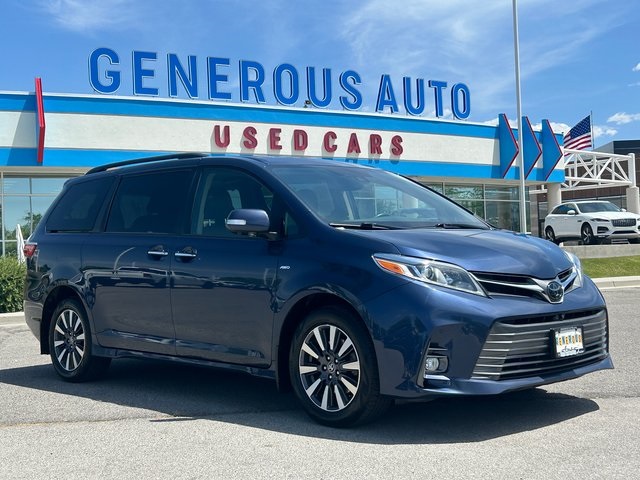 Vehicle image 3 of 45