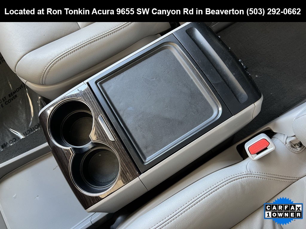 Vehicle image 26 of 29