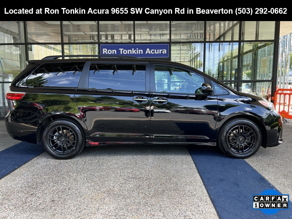 Vehicle image 5 of 29