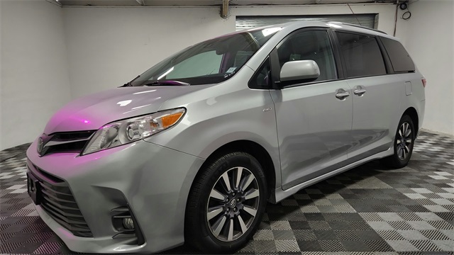Vehicle image 1 of 27