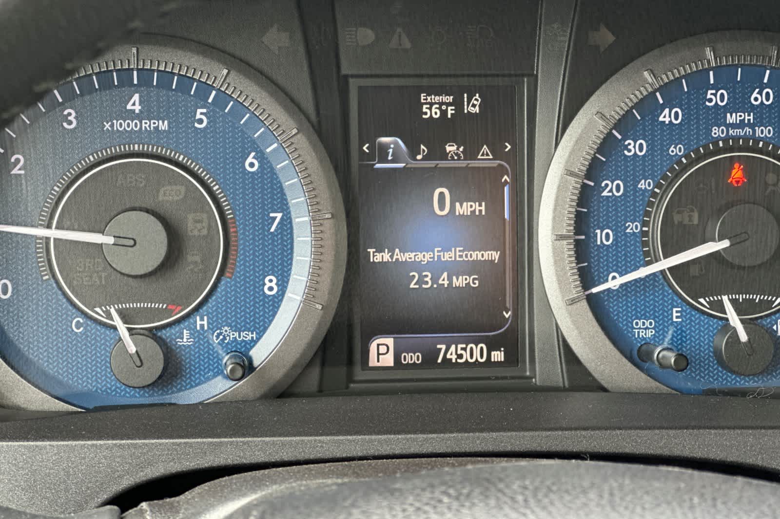 Vehicle image 27 of 31