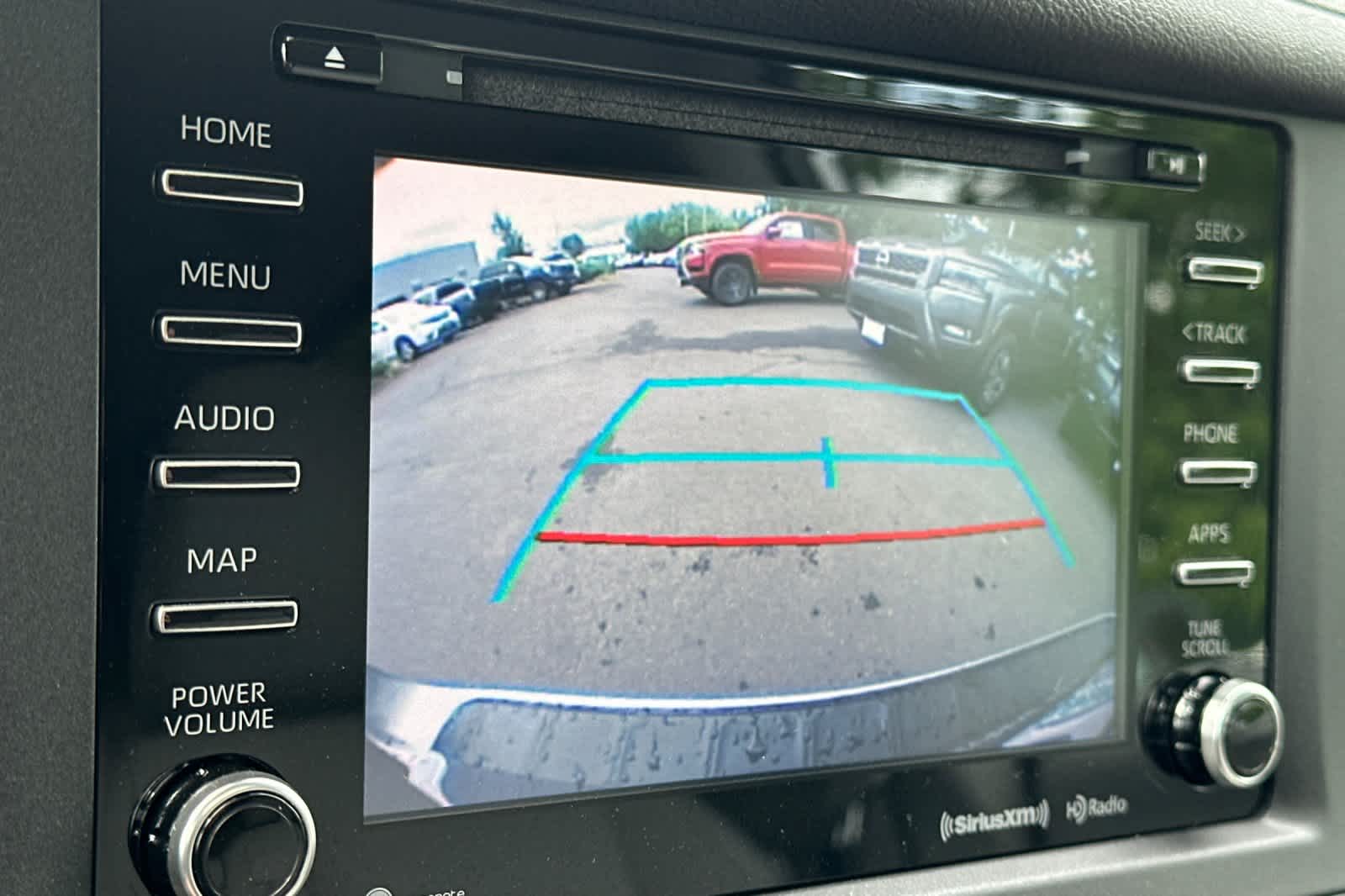 Vehicle image 21 of 31