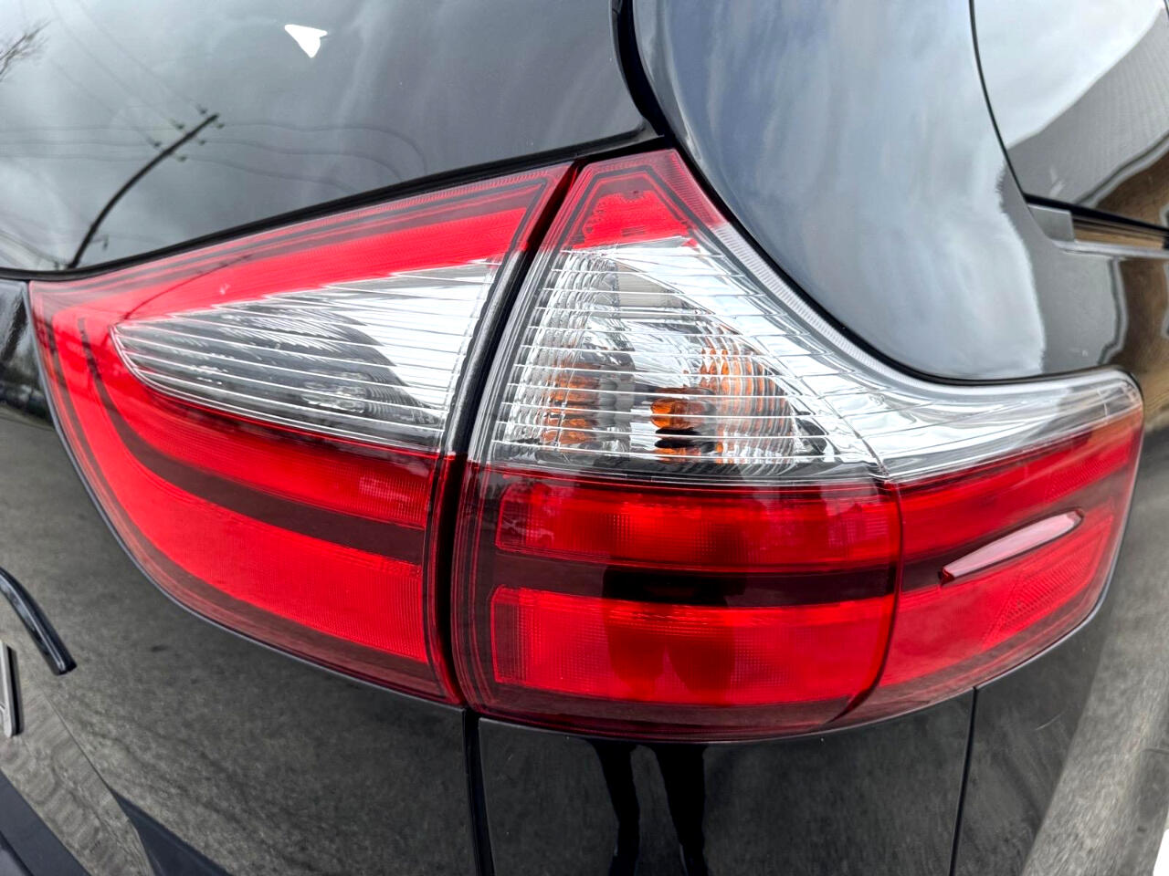 Vehicle image 12 of 30