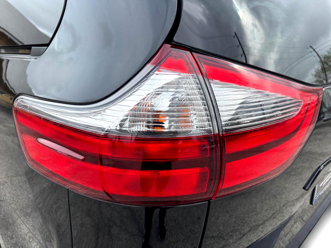 Vehicle image 13 of 30