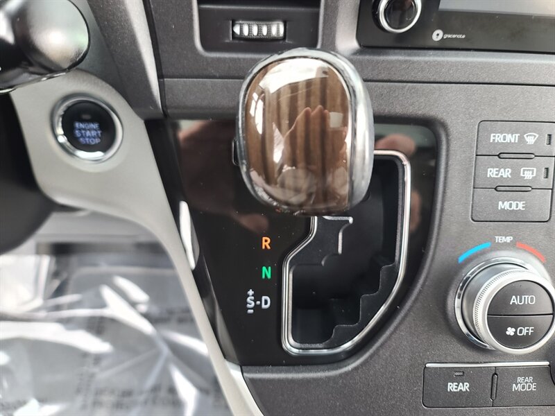 Vehicle image 45 of 56