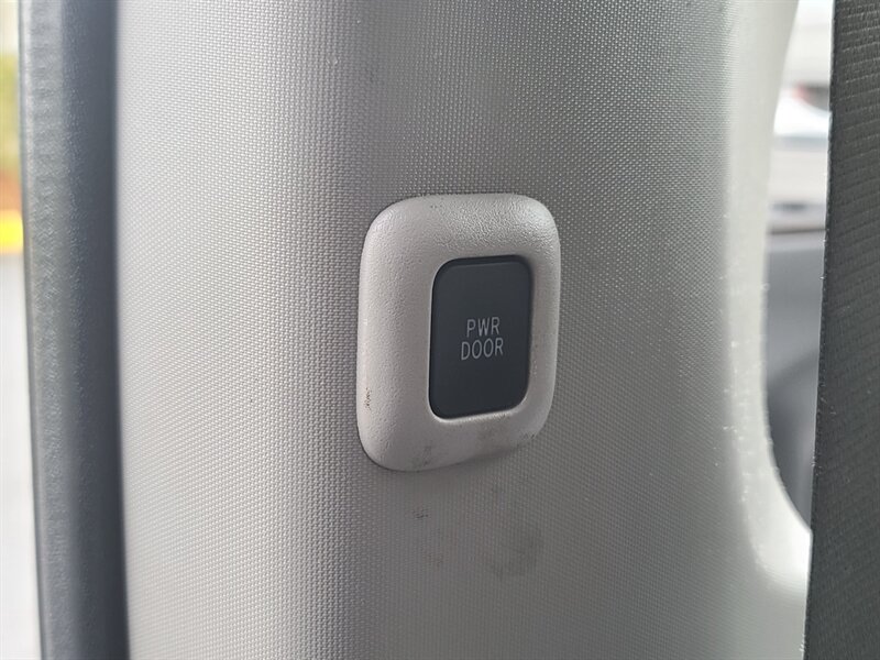 Vehicle image 43 of 56