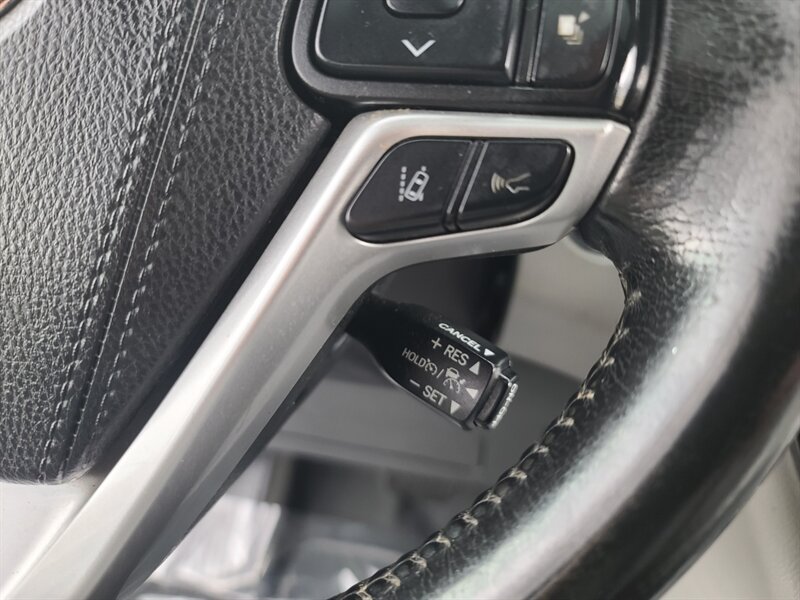 Vehicle image 27 of 56